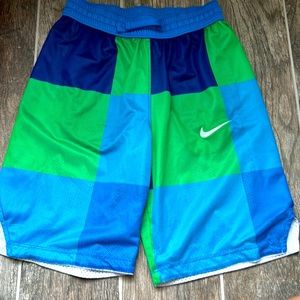 Nike Shorts-boys